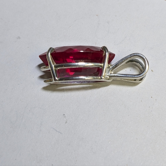 HUGE synthetic ruby pendant in sterling silver - Picture 3 of 4